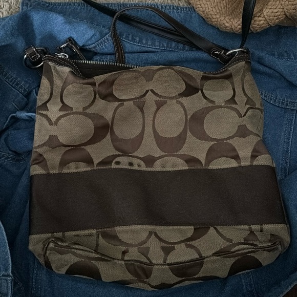 Coach Handbags - Very pre loved bag. Worn a lot but still usable.